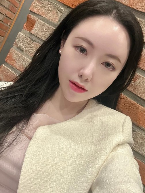 허그출장샵 매니저 윤서